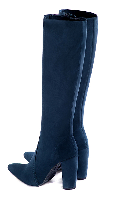 Bottes féminines élégantes et raffinées, réalisées sur mesure, coloris bleu marine. Bout effilé. Très haut. Talon bottier. Mollets fins ou larges. Personnalisation : Choix des cuirs, des couleurs et des talons. - Florence KOOIJMAN